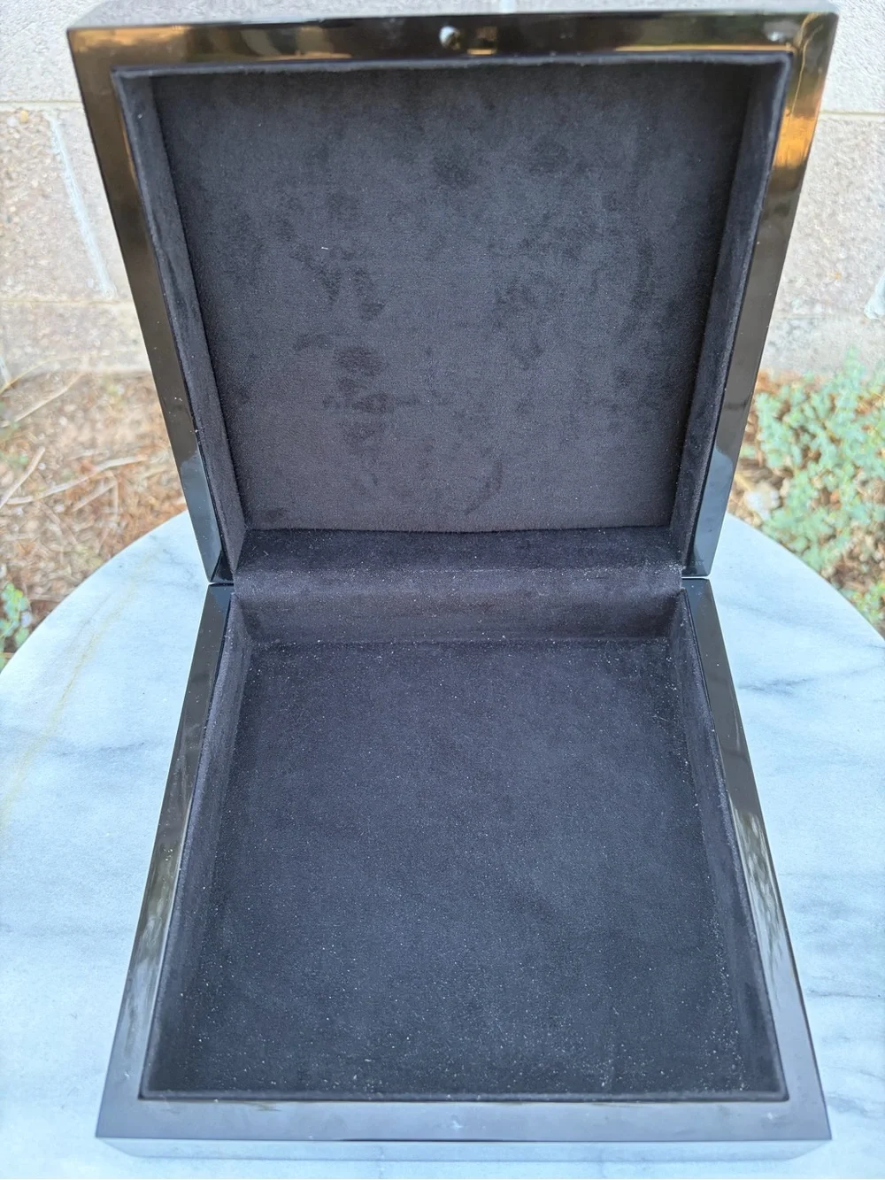 Chanel VIP Gift Black Lacquer Box CC Logo Jewelry Trunk Vanity Case